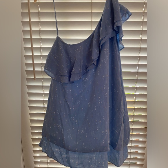 Off the shoulder flowy summer dress - Picture 2 of 4